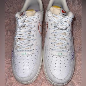 Nike unisex NIKE AIR FORCE 1 LOW '07 SE CASUAL SHOES